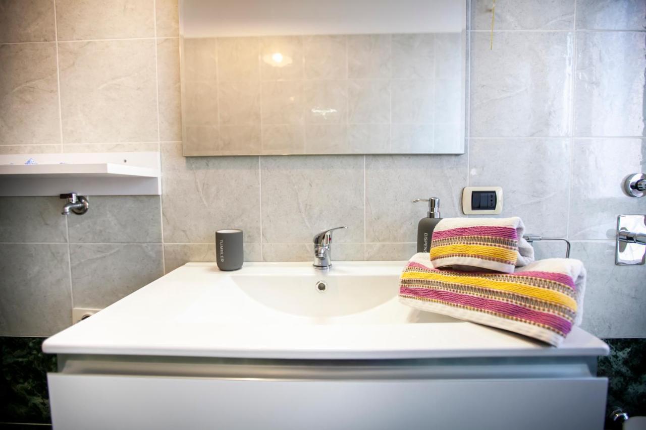 Apartament Dante108 Como Zewnętrze zdjęcie